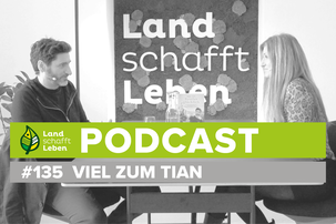 Maria Fanninger und Paul Ivić im Podcast-Studio von Land schafft Leben | © Land schafft Leben