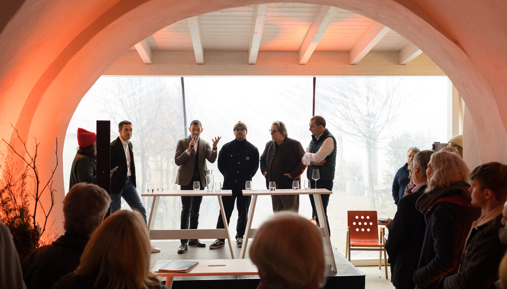 Panel-Talk | © Ákos Burg Panel-Talk | © Ákos Burg